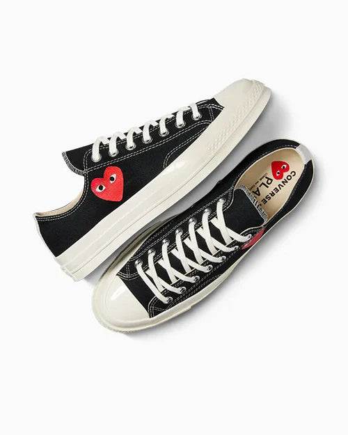 COMME DES GARÇONES PLAY CONVERSE SINGLE HEART LOW SNEAKER