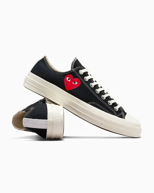 COMME DES GARÇONES PLAY CONVERSE SINGLE HEART LOW SNEAKER