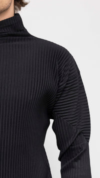 HOMME PLISSÉ ISSEY MIYAKE BLACK ROLLNECK T-SHIRT