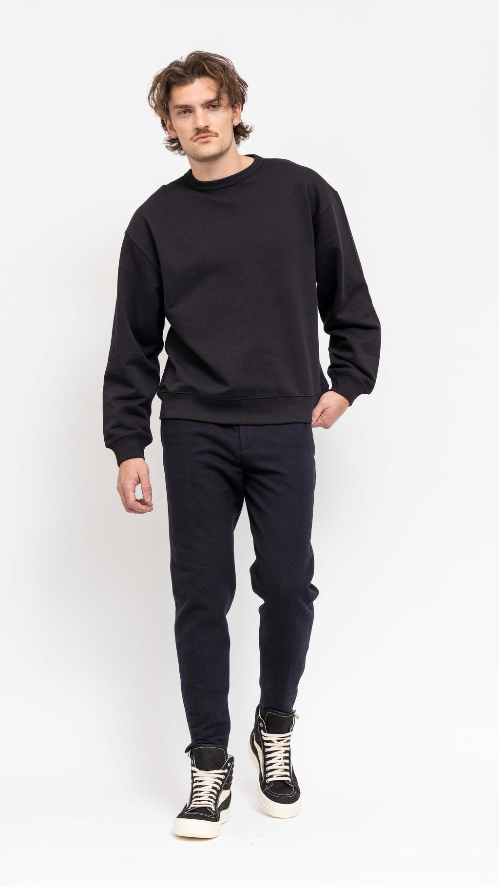 DRIES VAN NOTEN BLACK BOXY HAX SWEATSHIRT