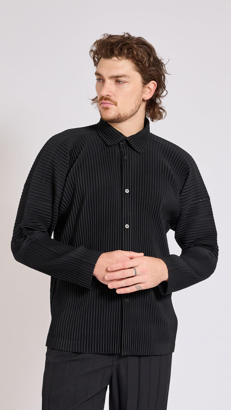 HOMME PLISSÉ BLACK OCTOBER SHIRT