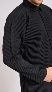 HOMME PLISSÉ BLACK OCTOBER SHIRT
