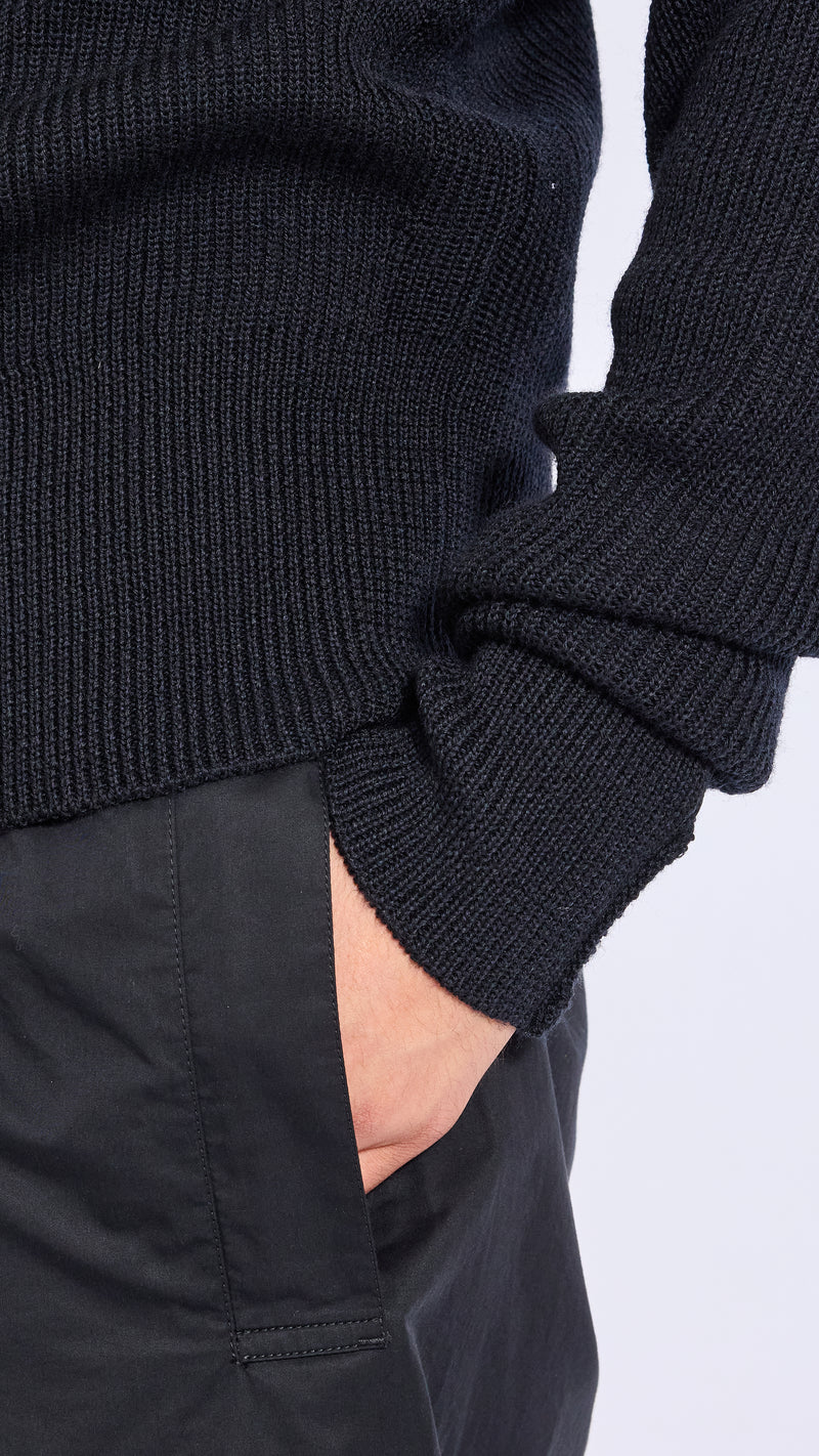 LEMAIRE BLACK BOXY ROUNDNECK SWEATER