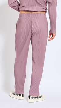 HOMME PLISSÈ ISSEY MIYAKE SEASIDE PURPLE MONTHLY PANTS