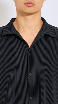 HOMME PLISSÉ ISSEY MIYAKE BLACK JULY SHIRT
