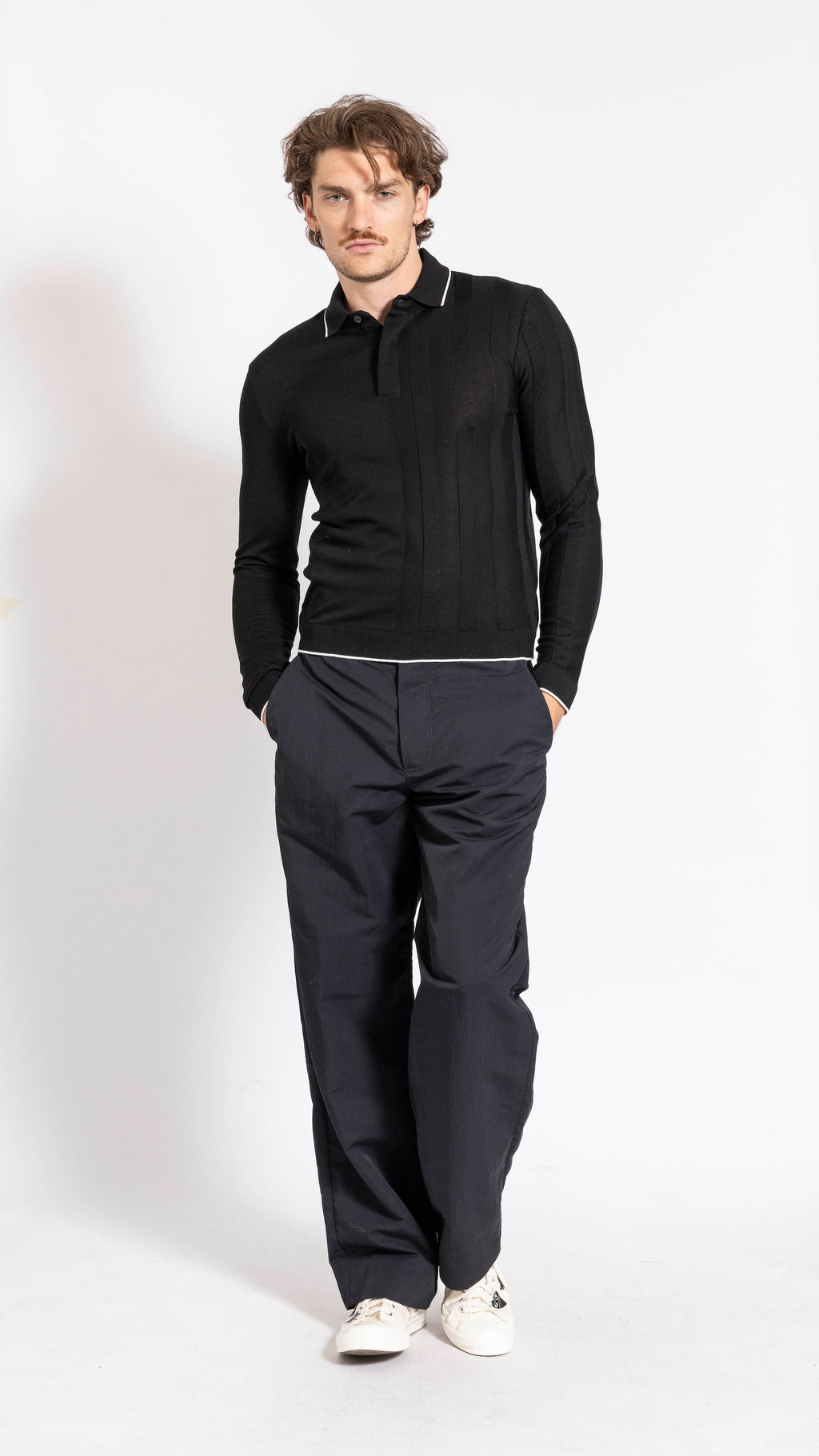 JACQUEMUS BLACK "LE POLO TRICOT" KNIT POLO