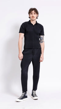 HOMME PLISSÉ ISSEY MIYAKE BLACK BASICS POLO
