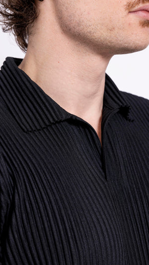 HOMME PLISSÉ ISSEY MIYAKE BLACK BASICS POLO