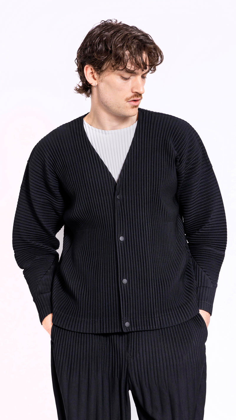 HOMME PLISSÉ ISSEY MIYAKE BLACK BASICS CARDIGAN