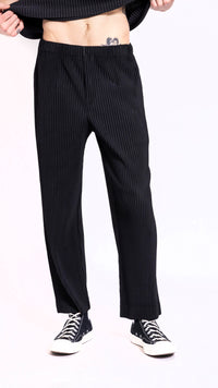 HOMME PLISSÉ ISSEY MIYAKE BLACK BASICS PANTS