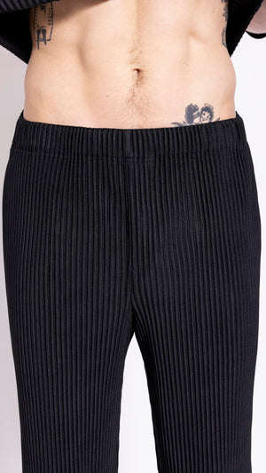 HOMME PLISSÉ ISSEY MIYAKE BLACK BASICS PANTS