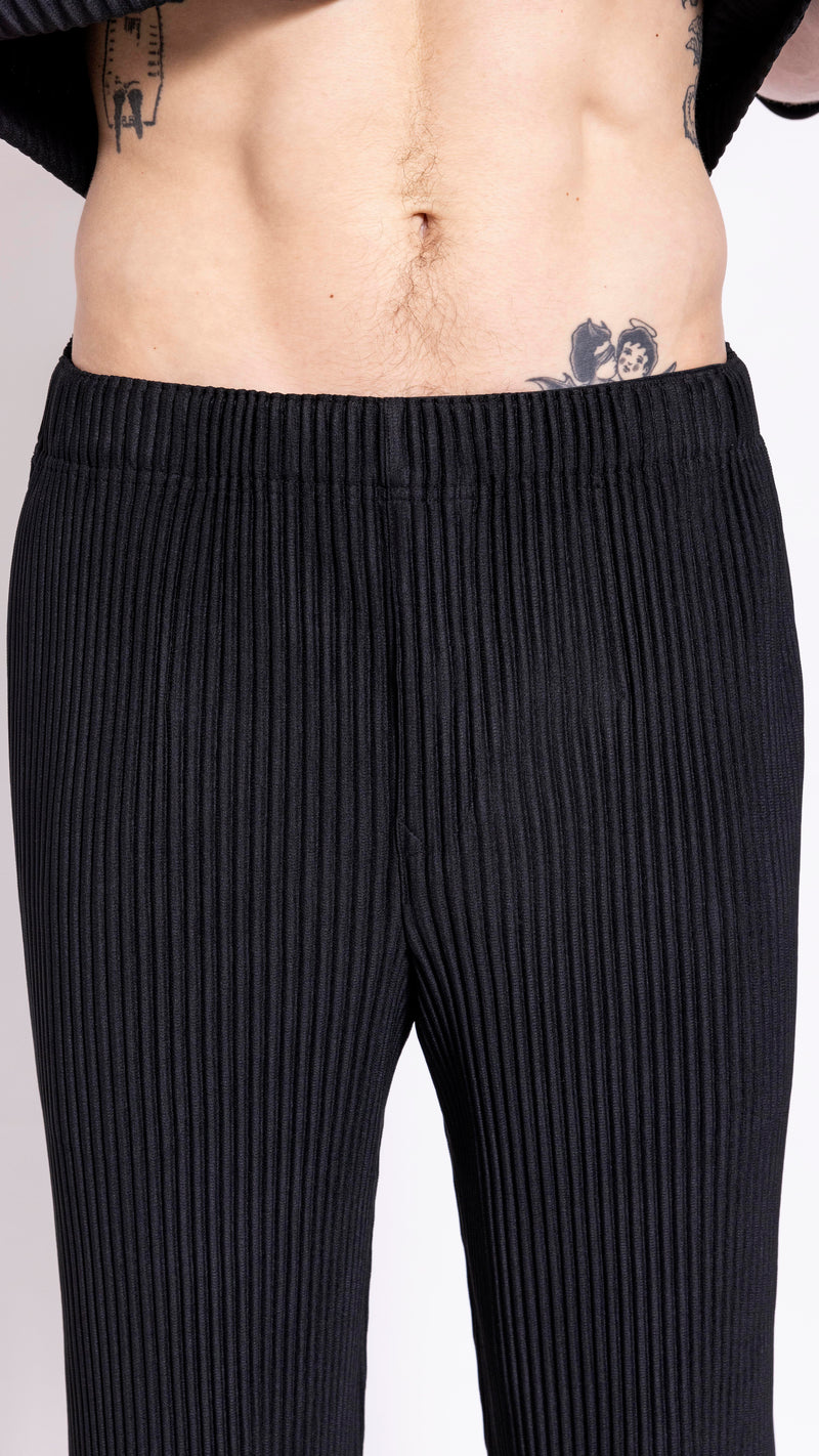 HOMME PLISSÉ ISSEY MIYAKE BLACK BASICS PANTS