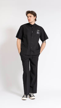 UNDERCOVER BLACK SHORT SLEEVE PATCH DETAIL SHIRT