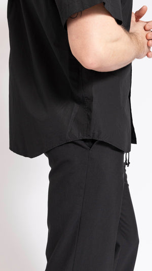 UNDERCOVER BLACK SHORT SLEEVE PATCH DETAIL SHIRT