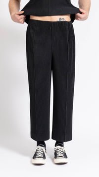 HOMME PLISSÉ ISSEY MIYAKE BLACK WIDE COMPLETE PANTS