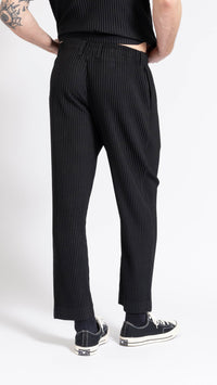 HOMME PLISSÉ ISSEY MIYAKE BLACK BASICS PANTS