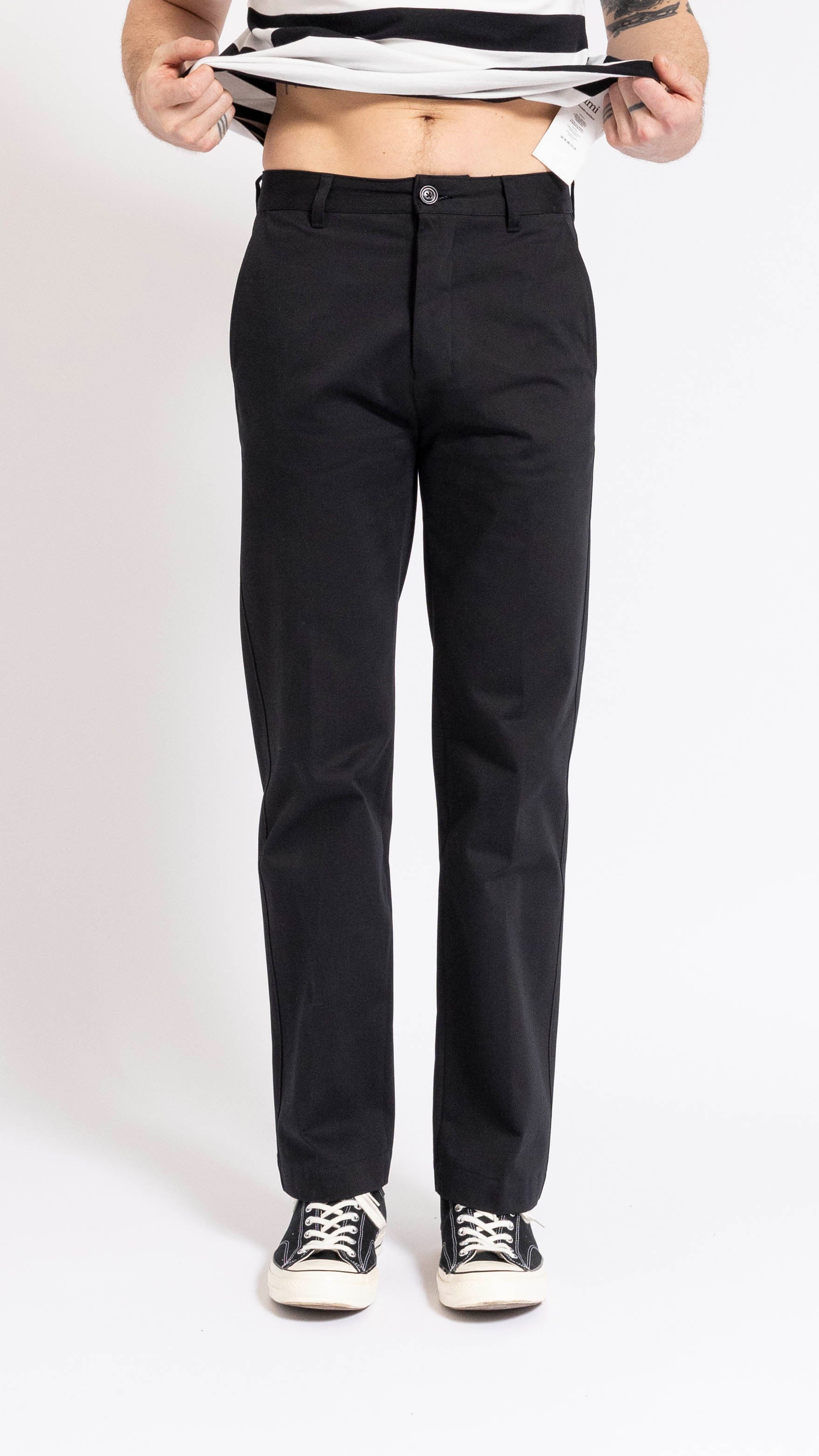 AMI|CHINO PANTS (FTR031 CO0037 150) AMI PARIS BLACK STRAIGHT CUT COTTON CHINO PANTS – AREA+001