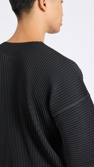 HOMME PLISSÉ BLACK BOXY MAY T-SHIRT